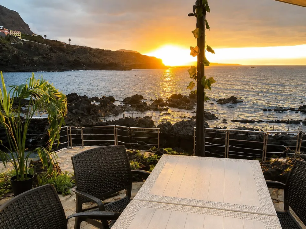 El Caleton Restaurante Chill Out – Costa Adeje, Tenerife